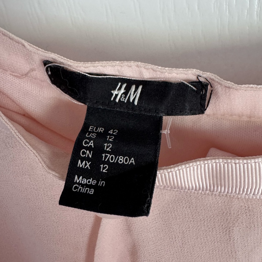 H&M Soft Pink Skirt - Picture 3 of 3